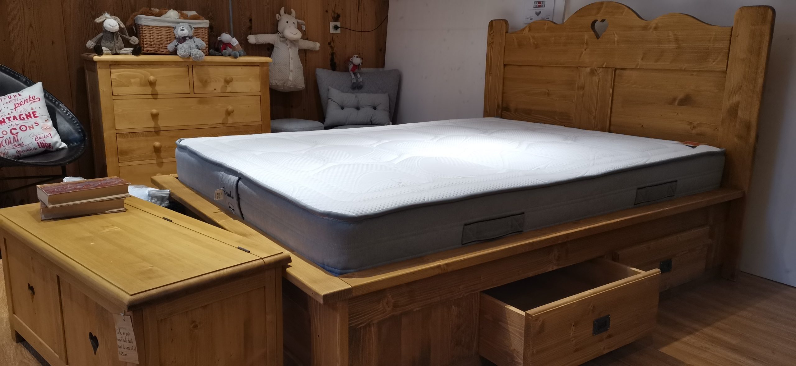 matelas et tour de lit